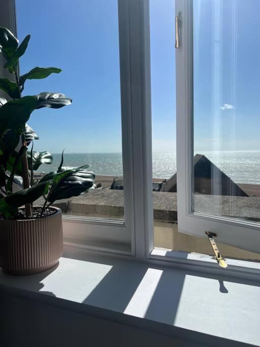 The Turret- The Best View In Folkestone Eksteriør billede